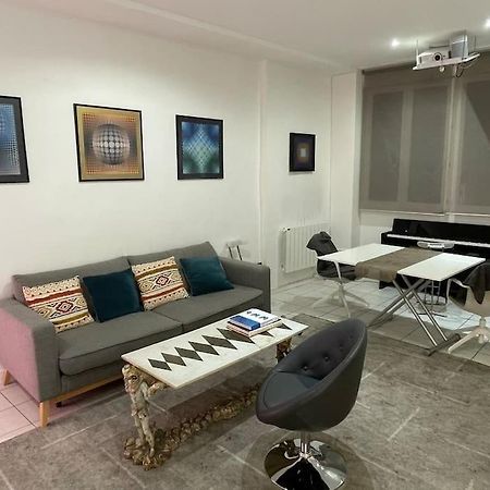 50M2 Private Apartment In Center Parigi Esterno foto